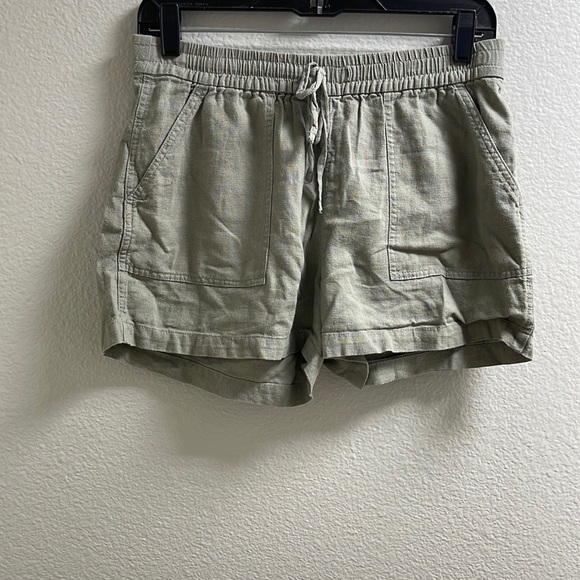 J).   J.Crew short Pants size Extra Small - Picture 17 of 17